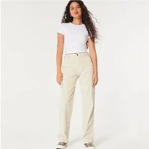 Hollister women’s ultra high-rise Dad Pant Cream corduroy size 9 waist 29 NEW